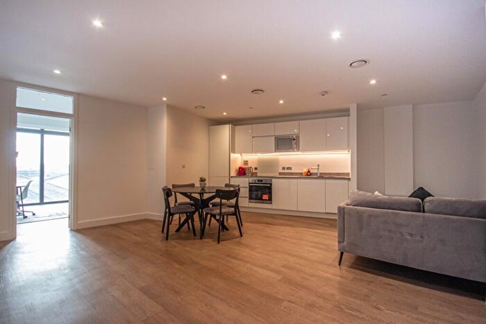 2 Bedroom Apartment To Rent In Hadrians Tower, Rutherford Street, Newcastle Upon Tyne, Northumberland, NE4