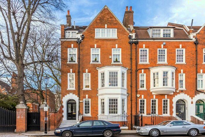 1 Bedroom Flat To Rent In Holland Park Road, London W14