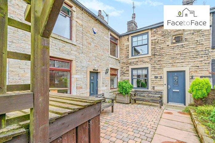 4 Bedroom Cottage For Sale In Ealees, Littleborough, OL15