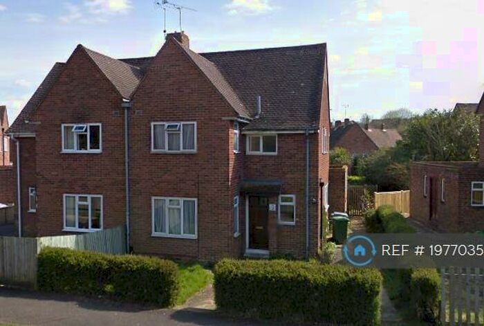 5 Bedroom Semi-Detached House To Rent In Chatham Road, Winchester, SO22