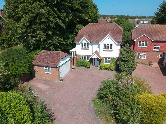 5 Bedroom Detached House For Sale In Erringham Road, Shoreham-by-Sea, BN43