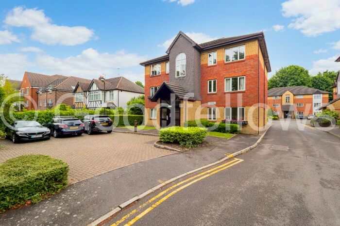 2 Bedroom Apartment To Rent In Denmark Road, Carshalton, SM5