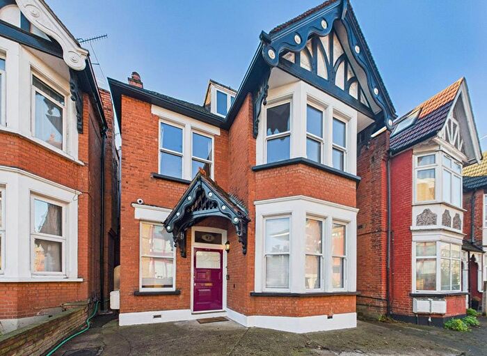 6 Bedroom Detached House For Sale In Lowlands Road, Harrow, HA1