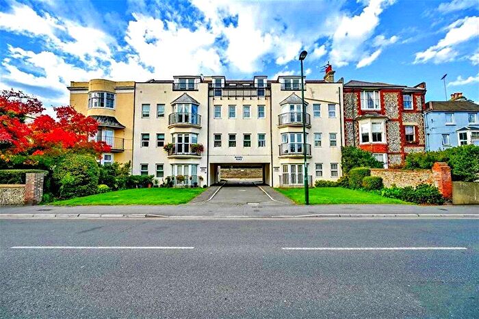 1 Bedroom Flat For Sale In High Street, Bognor Regis, West Sussex, PO21