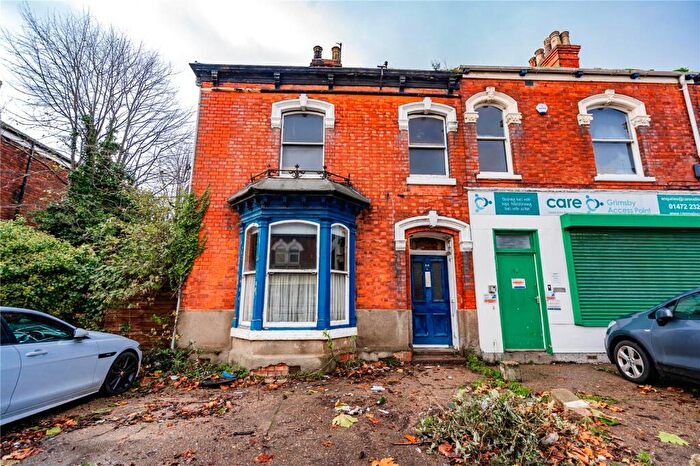 4 Bedroom End Of Terrace House For Sale In Hainton Avenue, Grimsby, Lincolnshire, DN32