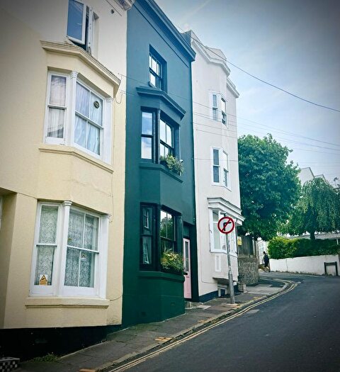 4 Bedroom Terraced House For Sale In North Road, Brighton, BN1