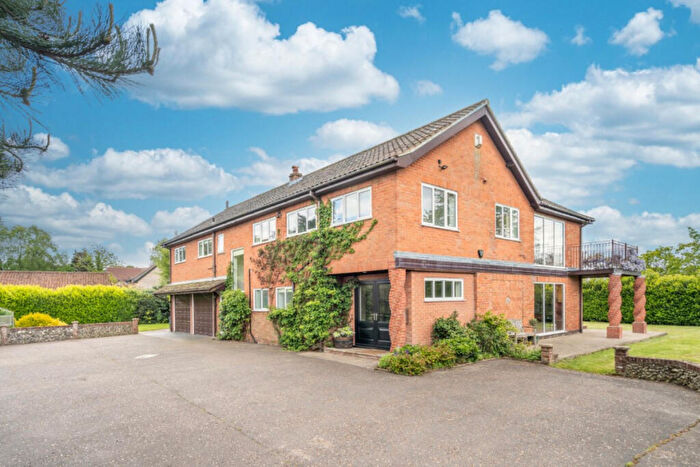 5 Bedroom Detached House For Sale In Ouse Lane, Hickling, NR12