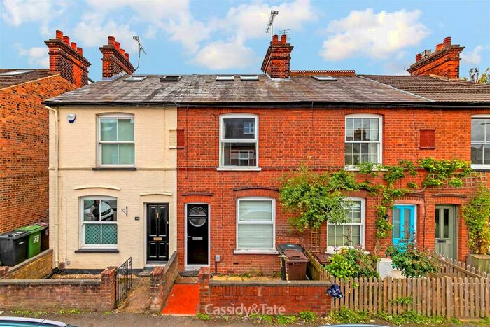 3 Bedroom Terraced House To Rent In Castle Road, St. Albans, AL1