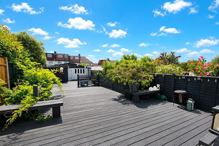 3 Bedroom Terraced House For Sale In Seymour Avenue, Morden, SM4