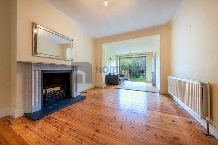 5 Bedroom Terraced House To Rent In Hillcourt Avenue, London, N12