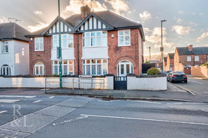 3 Bedroom Semi Detached House For Sale In Sherwood Rise, Nottingham, NG7