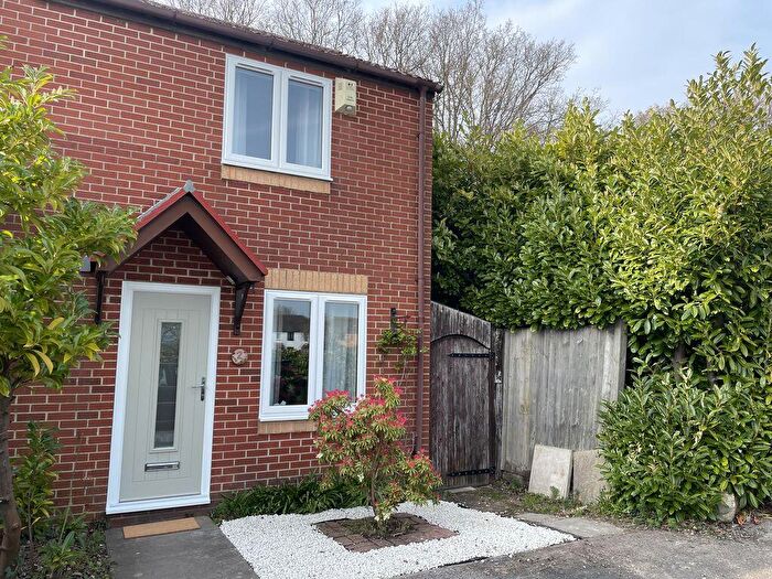 1 Bedroom End Of Terrace House To Rent In Haileybury Gardens, Southampton, SO30