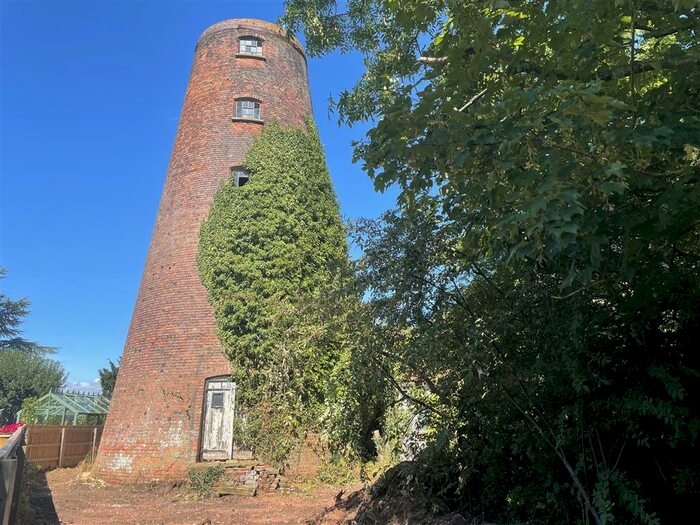 2 Bedroom Character Property For Sale In Conery Lane, Whatton, Nottinhgam, NG13