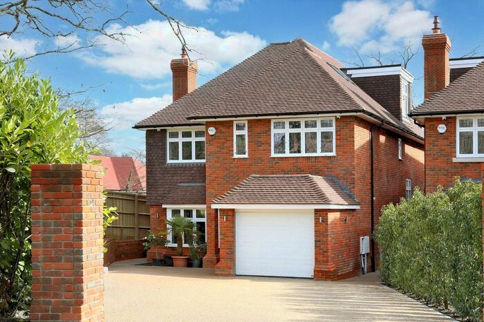 6 Bedroom Detached House To Rent In Daleside, Gerrards Cross, SL9
