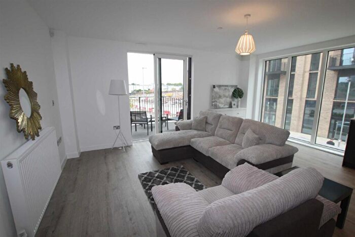 2 Bedroom Apartment To Rent In Middlewood Locks, Lockgate Square, M5