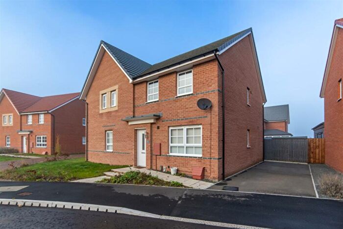 3 Bedroom Semi-Detached House To Rent In Ascot Drive, North Gosforth, NE13