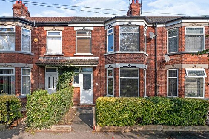 3 Bedroom Terraced House To Rent In Southcoates Lane, Hull, HU9