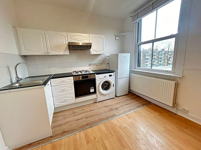 1 Bedroom Flat To Rent In Camden Road, London, NW1