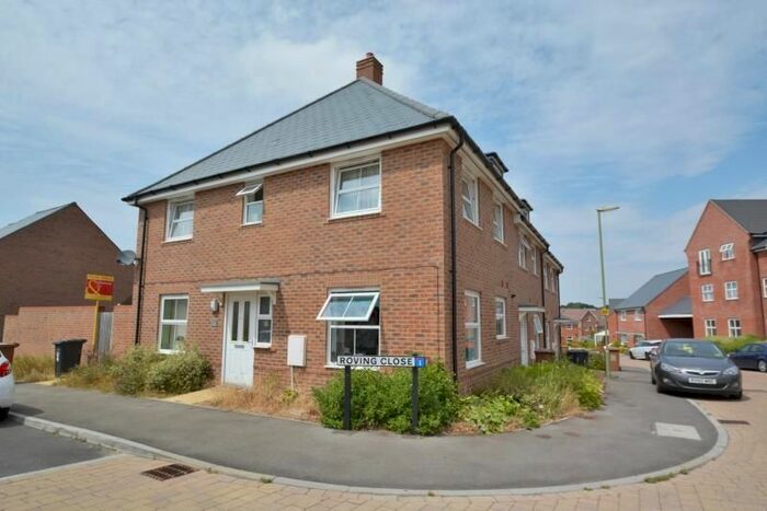 3 Bedroom End Of Terrace House To Rent In Roving Close, Andover, SP11