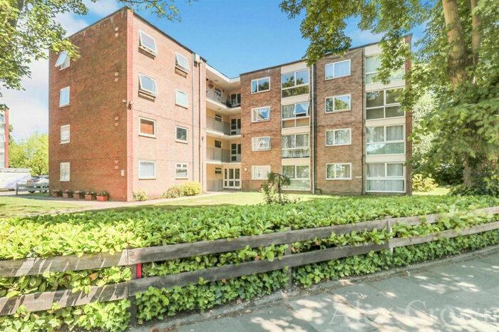 1 Bedroom Flat To Rent In Hansart Way, Enfield EN2