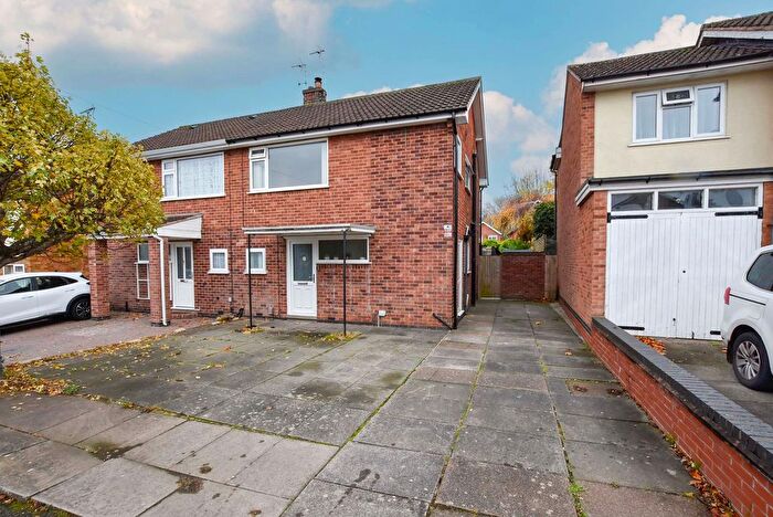 3 Bedroom Semi Detached House For Sale In Rosemead Drive, Oadby, Leicester, LE2