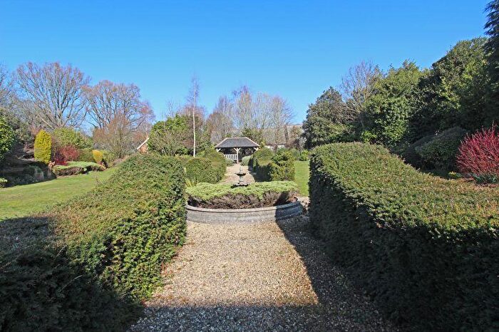 1 Bedroom Flat For Sale In Hassocks Road, Hurstpierpoint, BN6
