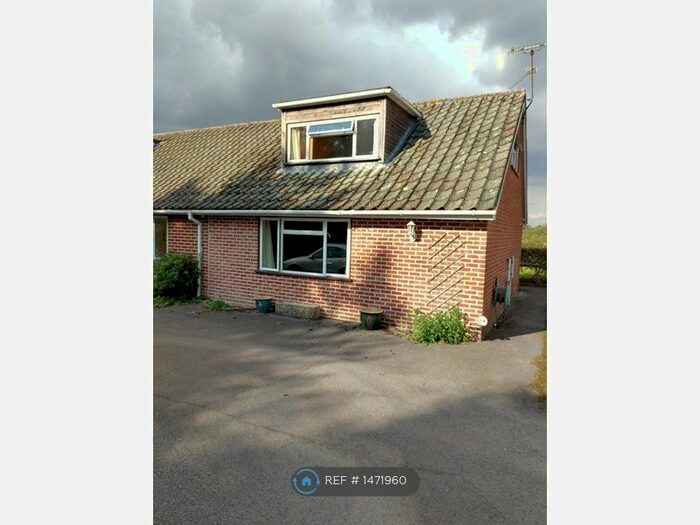 1 Bedroom Flat To Rent In Goring Road, Goring Heath, Reading, RG8