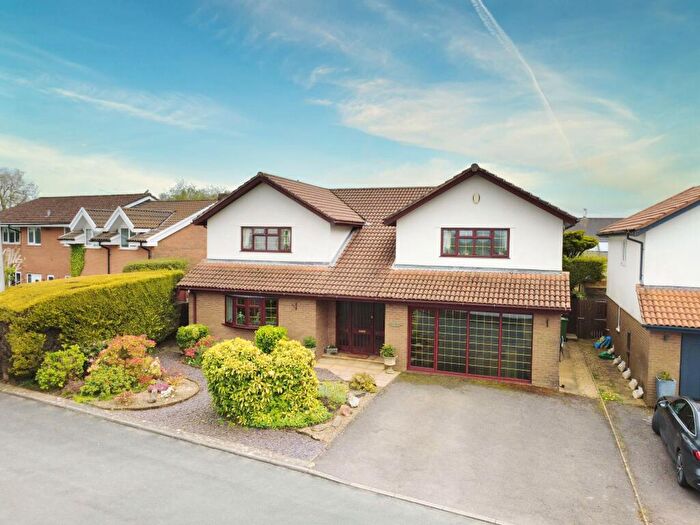 5 Bedroom Detached House For Sale In Pen Y Groes, Groesfaen, CF72