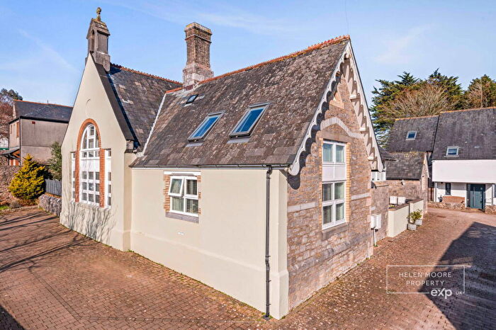 4 Bedroom Semi-Detached House For Sale In Primary Court, Yealmpton, Devon, PL8