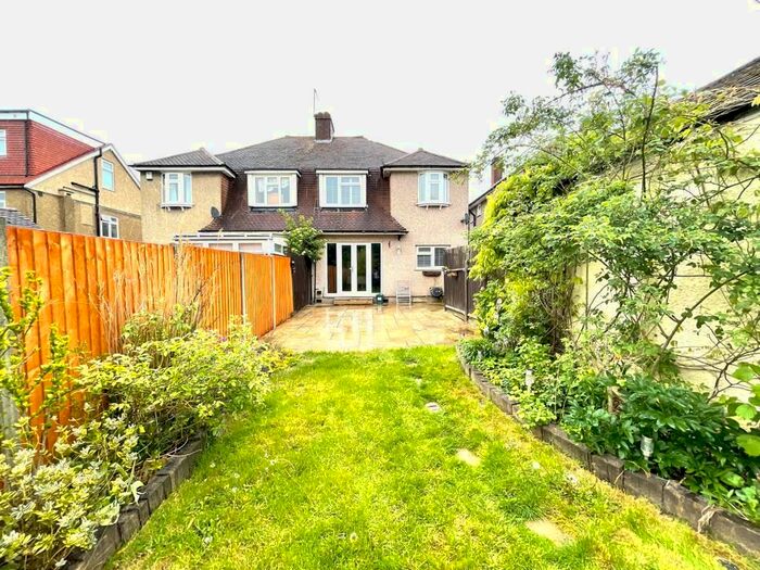 3 Bedroom Semi-Detached House To Rent In Elmwood Drive, Stoneleigh, Epsom, KT17