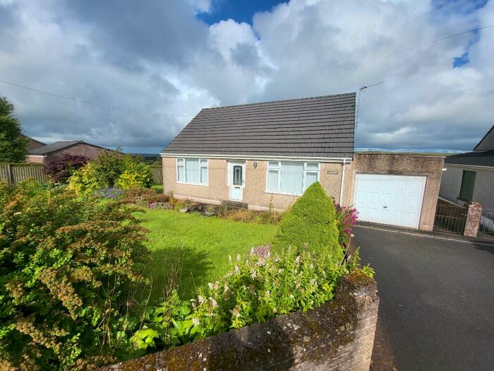 2 Bedroom Bungalow To Rent In Main Street, Frizington, CA26