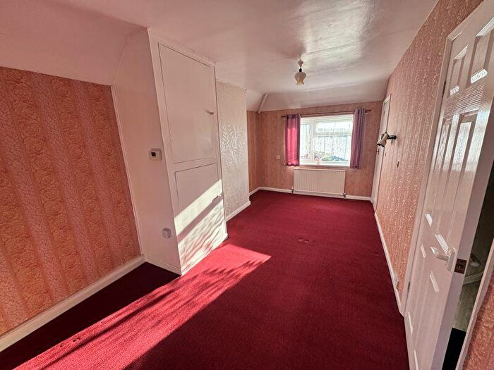3 Bedroom Terraced House For Sale In Fourth Avenue, Edwinstowe, NG21
