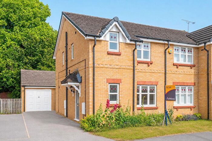 3 Bedroom Semi Detached House For Sale In Sails Drive, York, YO10