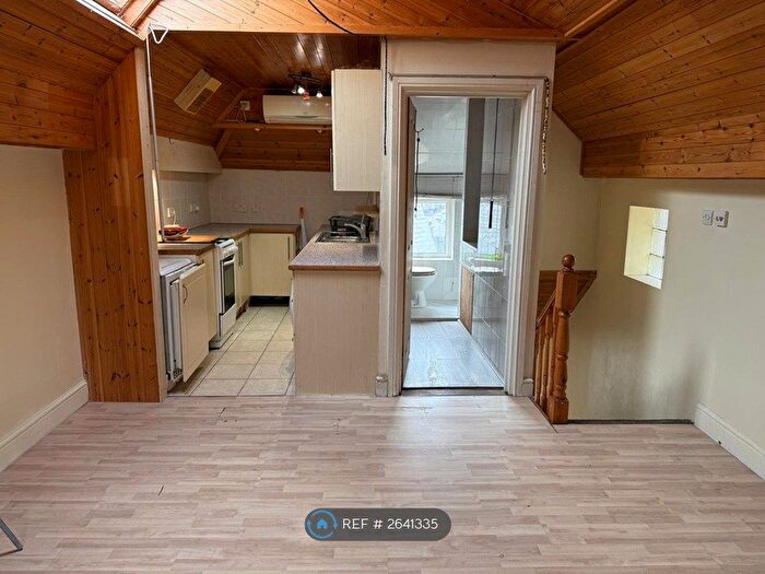 2 Bedroom Maisonette To Rent In Church Walk, Colchester, CO1