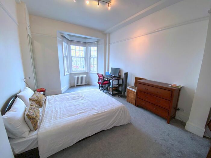 2 Bedroom Flat To Rent In Baker Street, Baker Street NW1