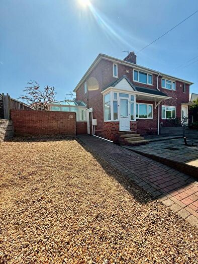 3 Bedroom Semi-Detached House To Rent In Stour Street, West Bromwich, West Midlands, B70