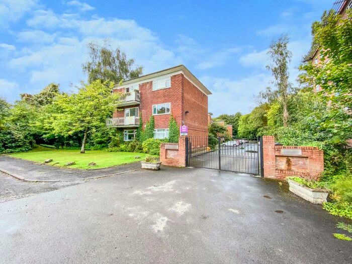 2 Bedroom Flat To Rent In Palatine Road, Didsbury, Manchester, M20