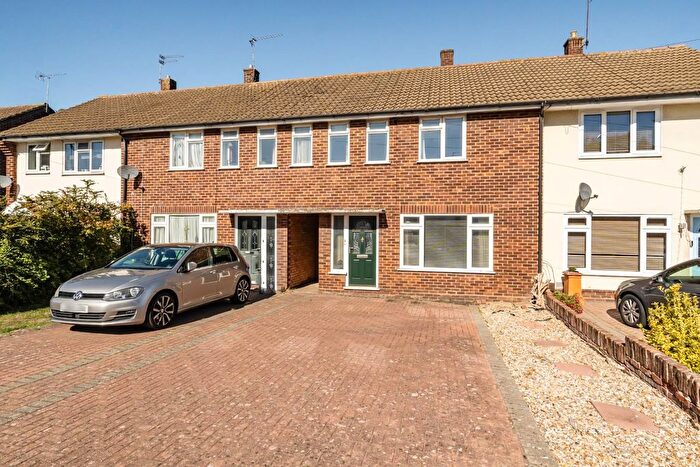 3 Bedroom Property For Sale In Dedworth Road, Windsor, SL4
