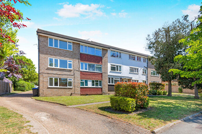 Studio To Rent In Langley Lawnes, Langley Park Road, Sutton, SM2