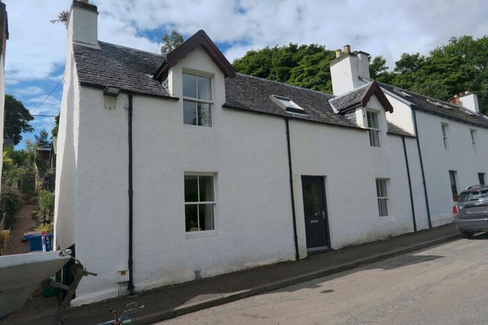 3 Bedroom Semi-Detached House For Sale In Harbour Street, Plockton, IV52