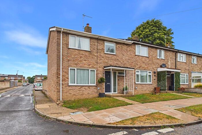 3 Bedroom End Of Terrace House For Sale In Boby Road, Bury St. Edmunds, IP32