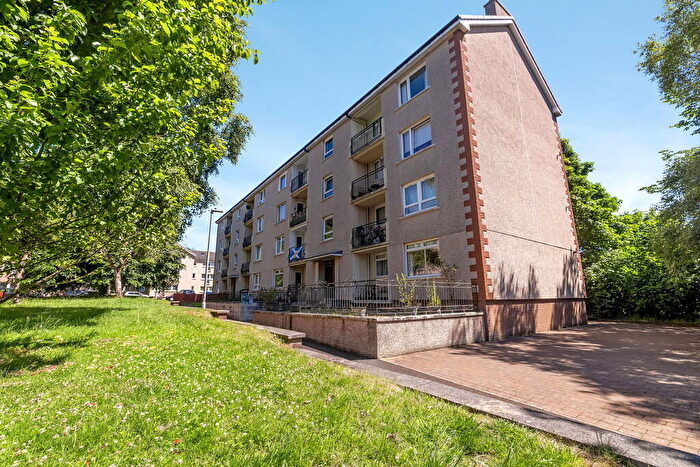 2 Bedroom Apartment For Sale In Dodside Gardens, Sandyhills, G32