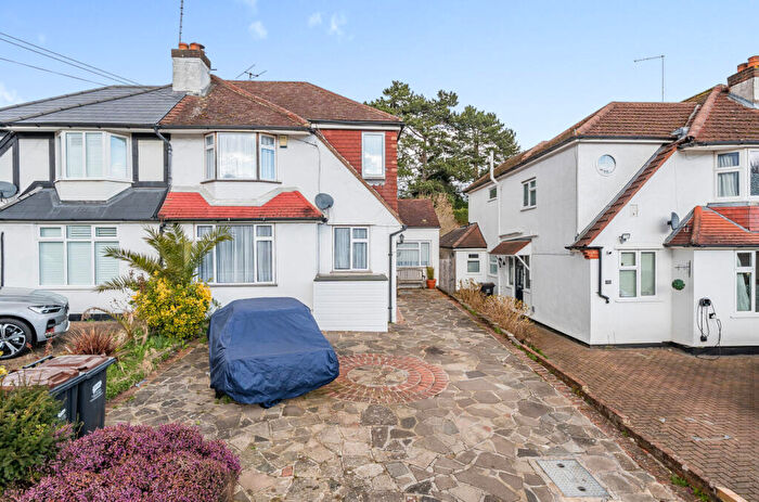 5 Bedroom Semi-Detached House For Sale In Elm Grove, Orpington, BR6