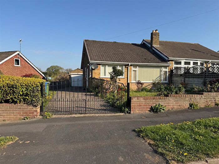 2 Bedroom Semi-Detached Bungalow To Rent In Weaponness Valley Road, Scarborough, YO11