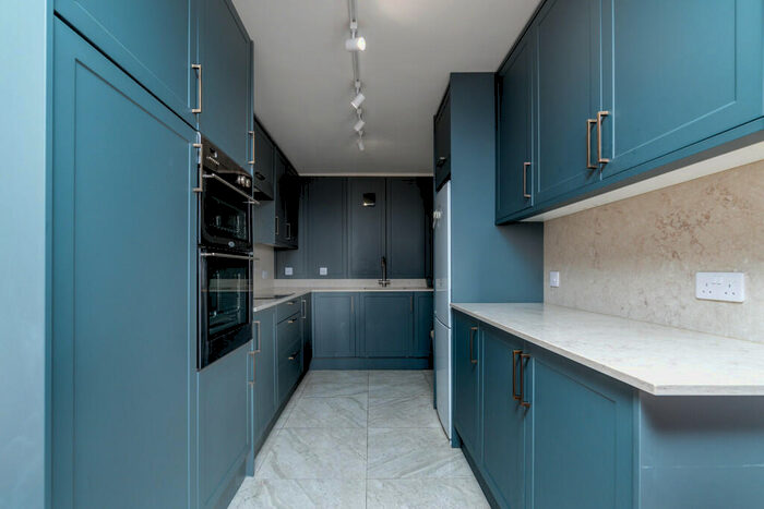 2 Bedroom Apartment To Rent In Cresta House, Swiss Cottage, NW3