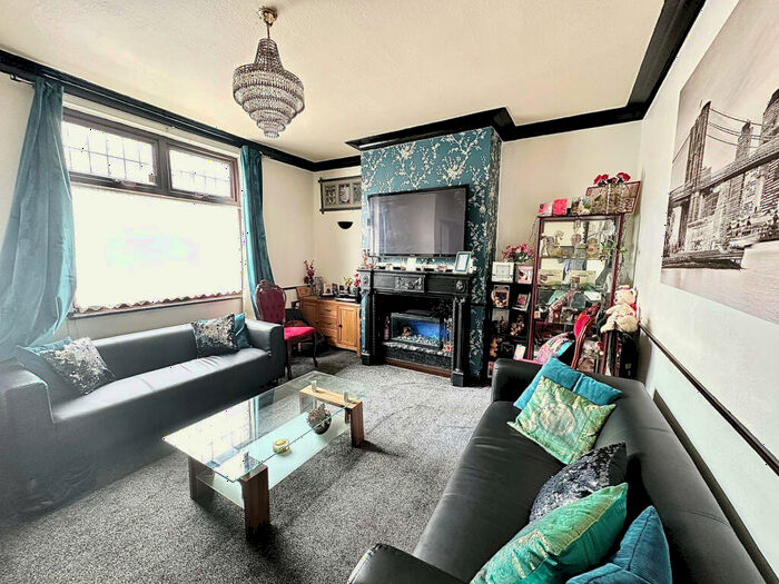 2 Bedroom End Of Terrace House For Sale In Lutwidge Avenue, Preston, PR1