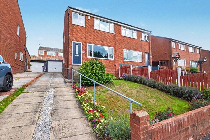 3 Bedroom Semi-Detached House For Sale In Granny Lane, Wortley, Leeds, LS12