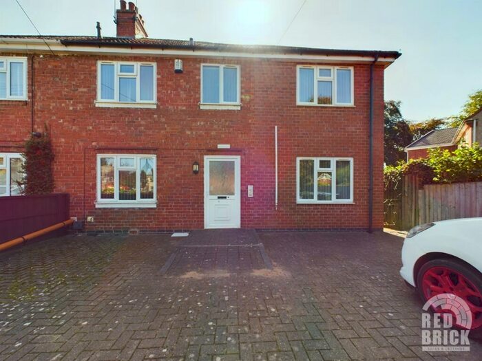 7 Bedroom End Of Terrace House To Rent In Charter Avenue, Canley, Coventry, CV4