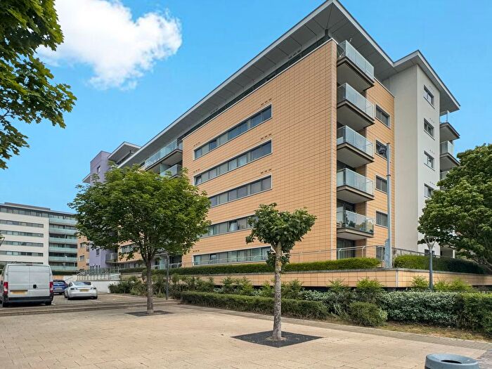 2 Bedroom Flat To Rent In Albert Basin Way, London, E16