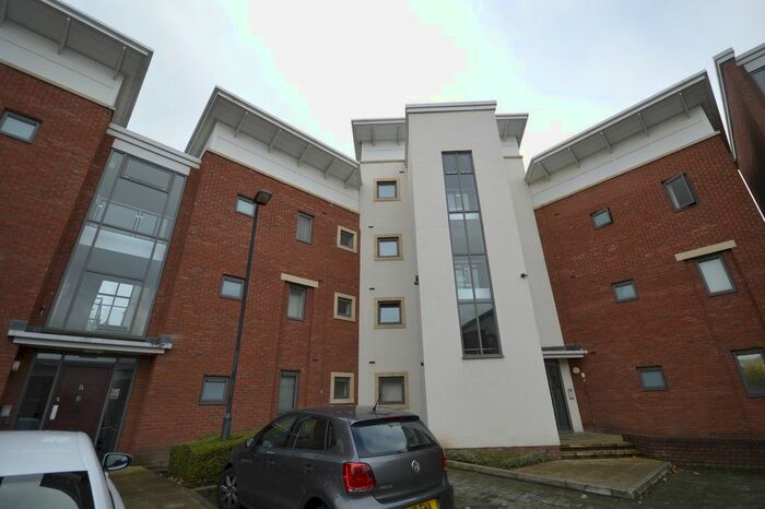 2 Bedroom Flat To Rent In Albion Street, Wolverhampton, West Midlands, WV1